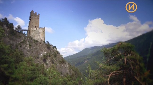 История своими глазами 02. Последние загадки императорских замков (2013)