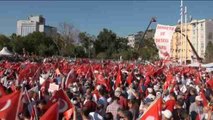 La oposición turca condena el golpe y todo autoritarismo civil o militar