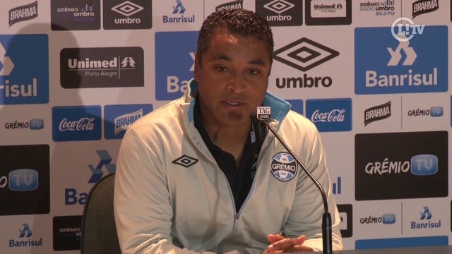 Roger elogia Douglas após vitória sobre o São Paulo