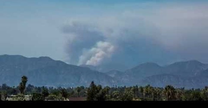 Timelapse Shows Smoke Rise From Santa Clarita Brush Fire