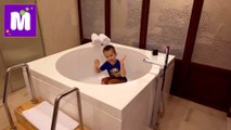Летим в Пекин Китай кушаем еду в самолёте и селимся в отеле с большой ванной в номере новое видео канал Мистер Макс 2016