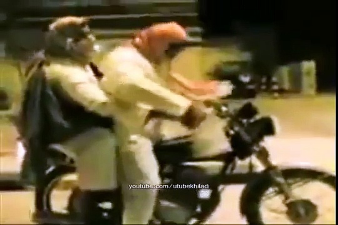 پاکستانیوں کے کام دیکھیں ، انہوں نے تو حد ہی کردی ہے