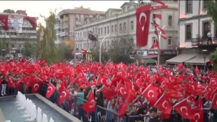 Tekrar) - Fetö'nün Darbe Girişimine Tepkiler - Sanatçı Uğur Işılak - Trabzon