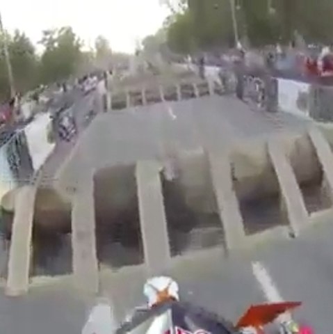 Motorcyclist shows off incredible skill on obstacle course