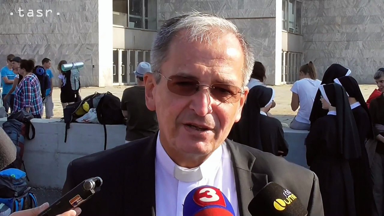 SVETOVÉ DNI MLÁDEŽE: Arcibiskup Zvolenský sa teší na cestu autobusom s mladými