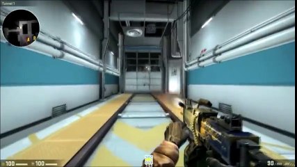 Il modifie les sons des armes de son jeu vidéo... Plus trop sur de vouloir jouer