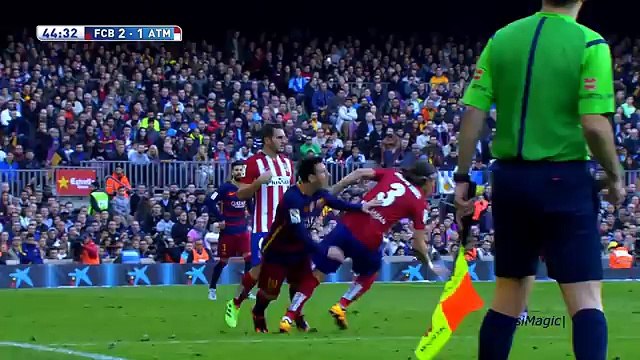 The 10 Worst Tackles Brutal Fouls on Lionel Messi HD