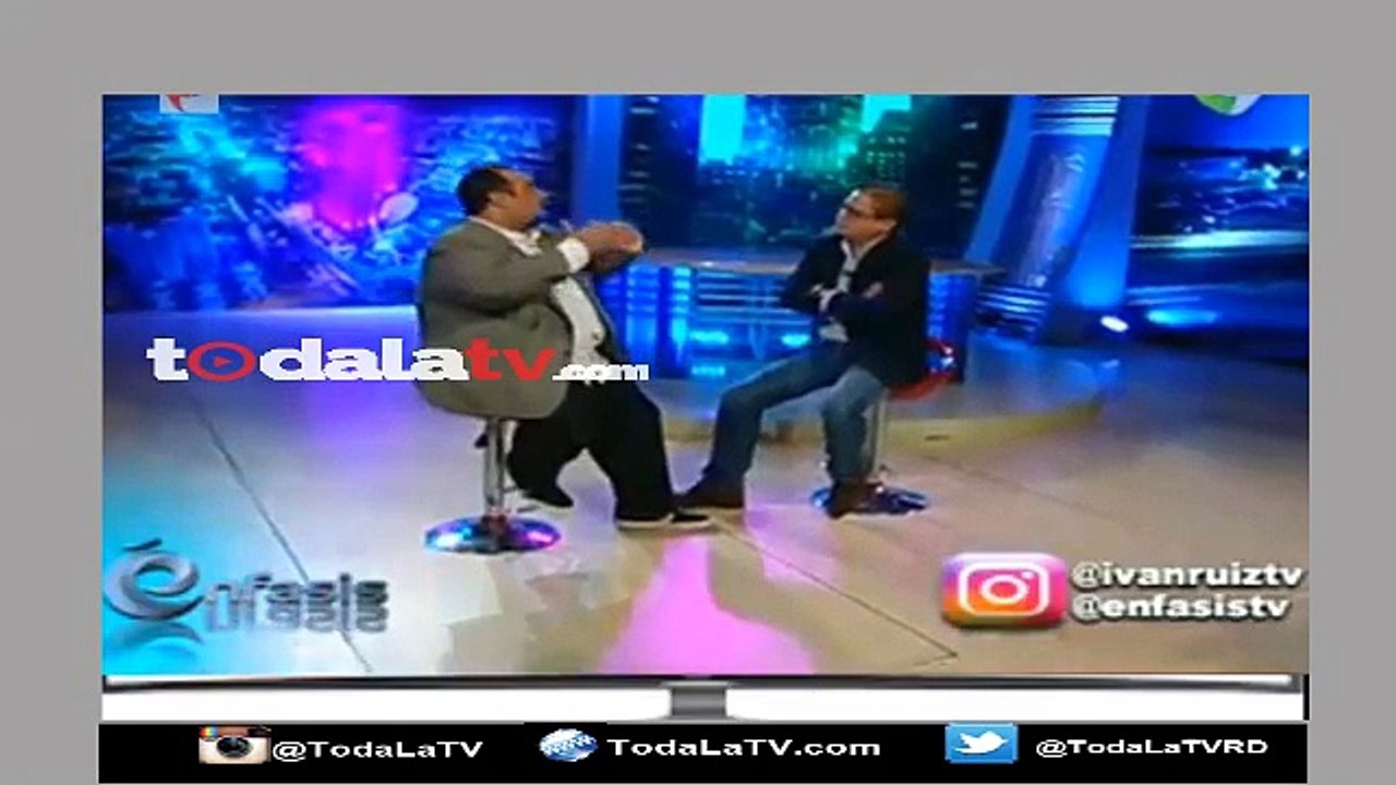 Freddyn Beras Goico, se confiesa ateo. Dice que ese Dios es “inútil”-Enfasis-Video