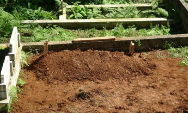 Cezaevinde Asılı Bulunan Yarbay, Sessiz Sedasız Toprağa Verildi