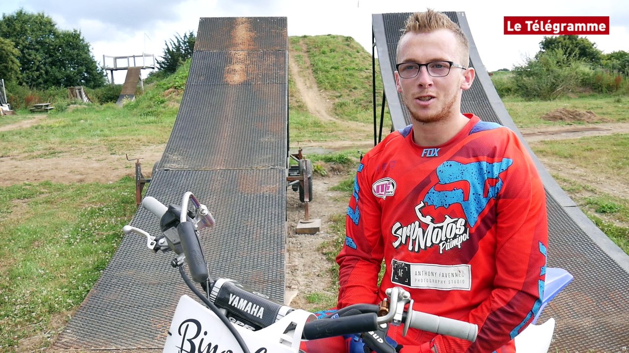 Freestyle. Sylvan Masson fait des merveilles à moto