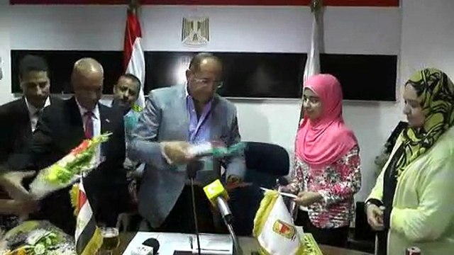 محافظ سوهاج يكرم أوائل الثانوية العامة