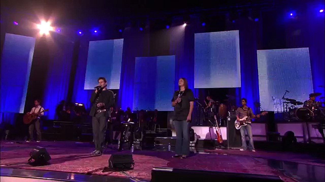 Tu Estas Aqui - Jesus Adrian Romero feat. Marcela Gandara