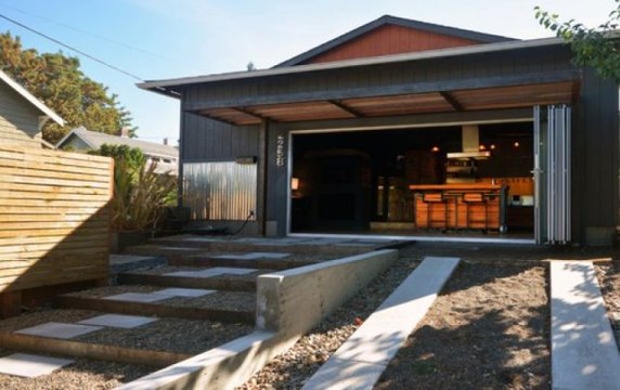 Kada vidite sta je ovaj par napravio od stare garaze, odmah cete pozeljeti isto