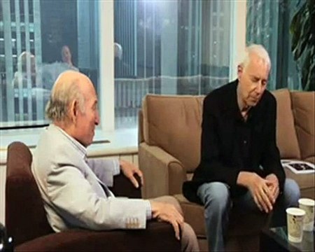 DYLAN GOES ELECTRIC OR BOB DYLAN AT THE NEWPORT FOLK FESTIVAl, JULY 25, 1965