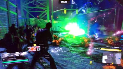 Dead Rising 4 - Video off-screen - Sfida: eliminare 1000 zombie in cinque minuti