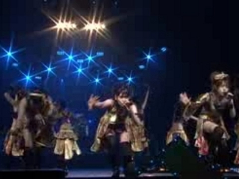 Morning Musume - Sukiyaki (Live)