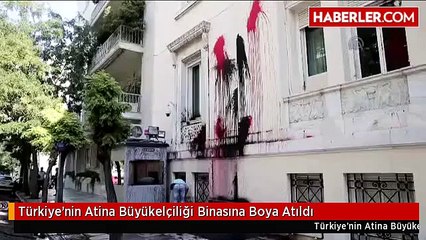 Türkiye'nin Atina Büyükelçiliği Binasına Boya Atıldı