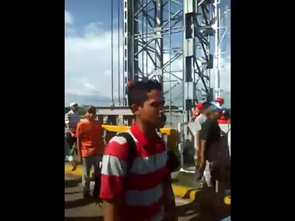 Durante un acto oficial ciudadanos de Apure reclamaron la falta de comida