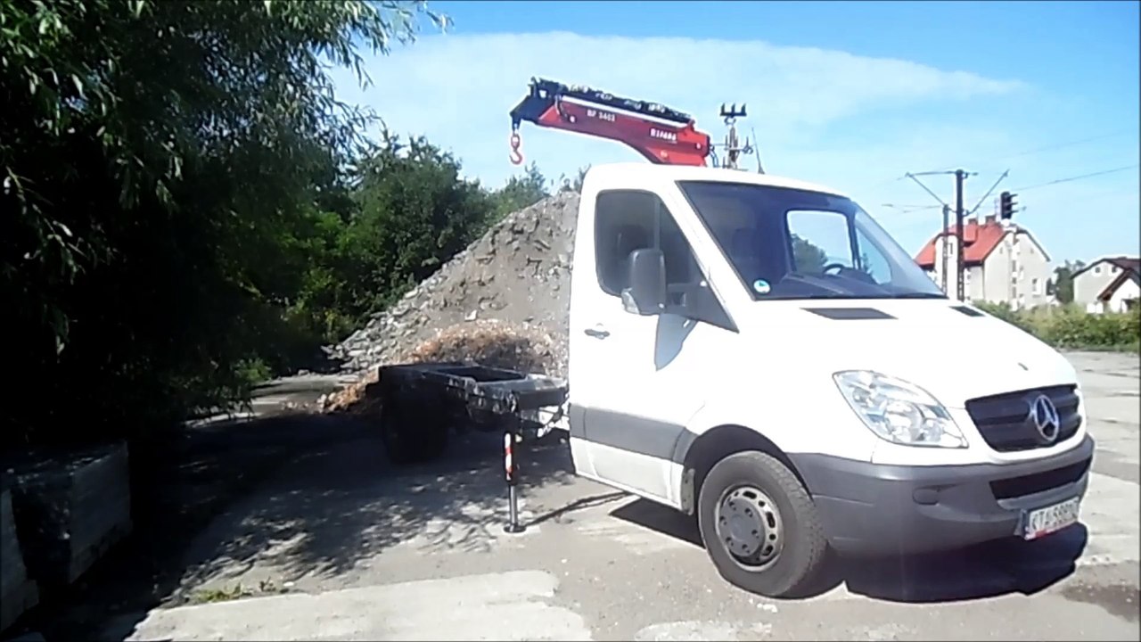 Żuraw HDS BEFARD BF 3402A na Mercedes Sprinter