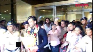 Mr.World Rohit Khandelwal Gets A Warm Welcome After He Returns To India   Bollywood News Full HD