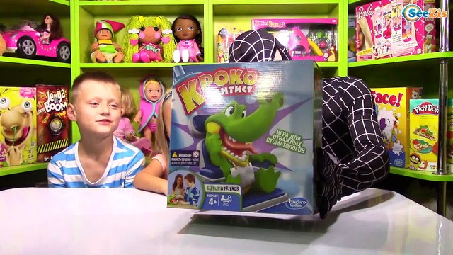 Челлендж Крокодил откусывает пальцы! Spiderman Ярослава и Игорек - Crocodile Dentist Challenge