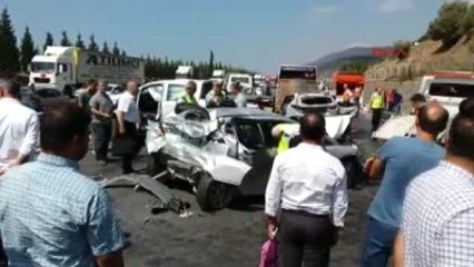 Kocaeli Tem'de Zincirleme Kaza-1