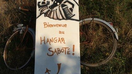 L'été du Hangar saboté