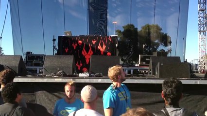 DIE ANTWOORD - FOK JULLIE NAAIERS (LIVE)