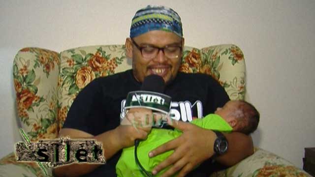 Walau Sibuk Syuting, Dudung Tetap Perhatikan Anak - Silet 26 Juli 2016