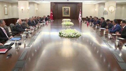 Başbakan Yıldırım - KKTC Başbakanı Özgürgün / Heyetler Arası Görüşme