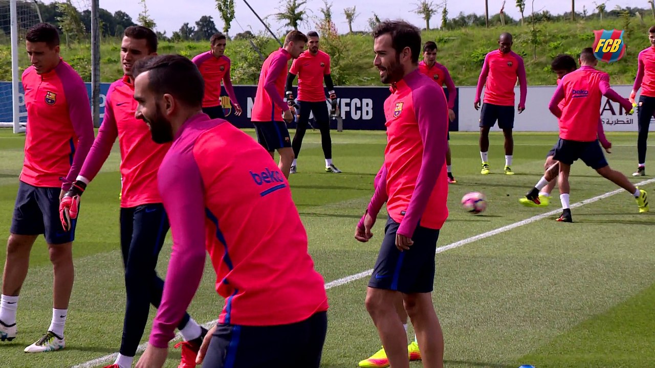 Denis Suárez and Munir talk about the beginning of training camp at St.George’s Park