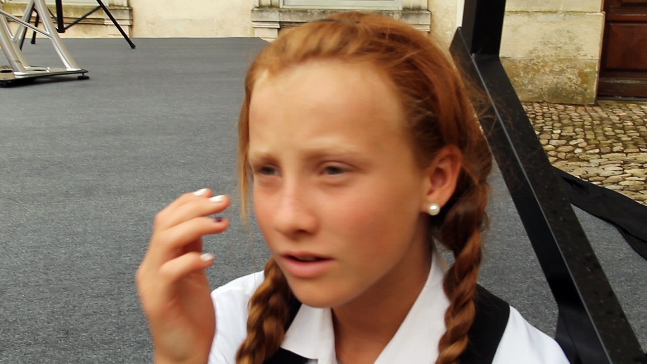 Interview lors de la visite guidée du château d'Espeyran par les enfants de Saint Gîlles ( 1 ) - 22 juillet