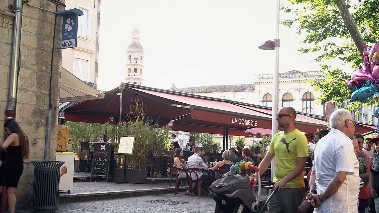 Dossier Redynamiser les Centres Villes : Reportage sur la Carte Grand PASS du Grand Cahors (46)