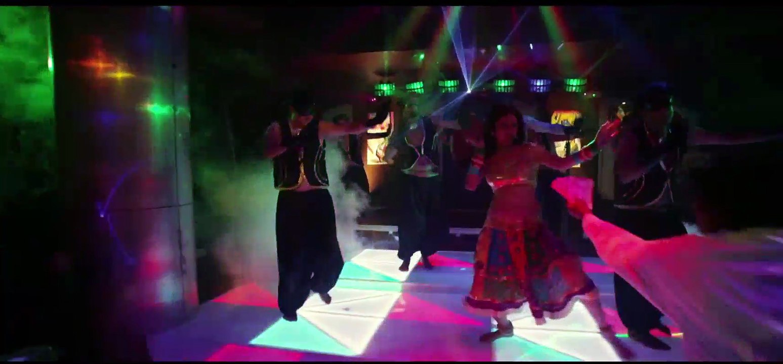 Aankh Pe Chashma Daal Ke Video Song HD - BABUJI EK TICKET BAMBAI - Rajpal Yadav,Bharti Sharma - Movies Media