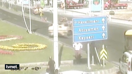 Mobese kameralarına yansıyan zırhlı araçlar!