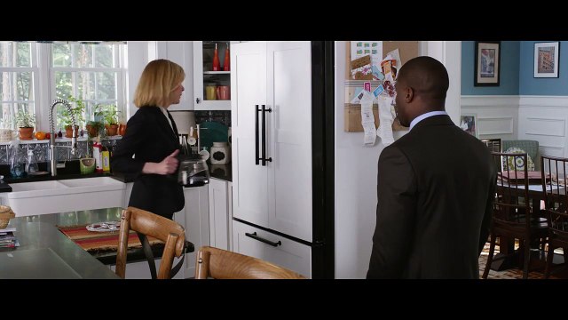 Agents Presque Secrets (2016) - Extrait Il est recherché pour meurtre [VOST-HD]