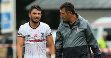 Sol El Bilek Kemiği Kırılan Tolgay Arslan, Çift Kale Maçta Yer Aldı
