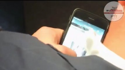 نائب يشاهد الأفلام الإباحية في البرلمان !