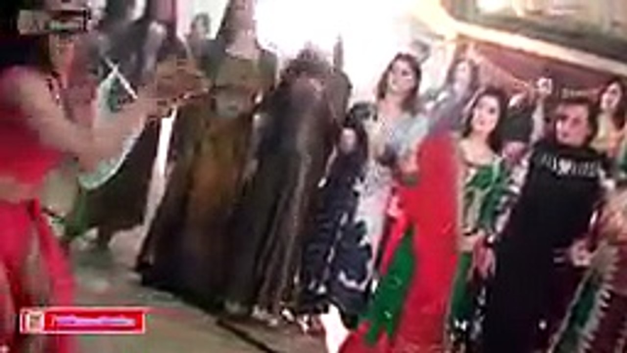 MASTI MUJRA PARTY DANCE - WEDDING DANCE PARTY New MUJRA 2016