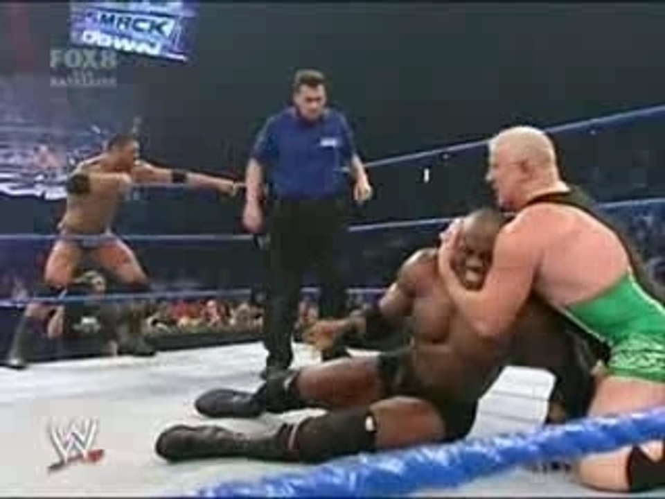 WWE Smackdown 06.10.06 - Lashley & Batista vs Finlay & King