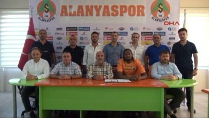 Eski Fenerbahçeli Abdoulaye Ba Alanyaspor'da