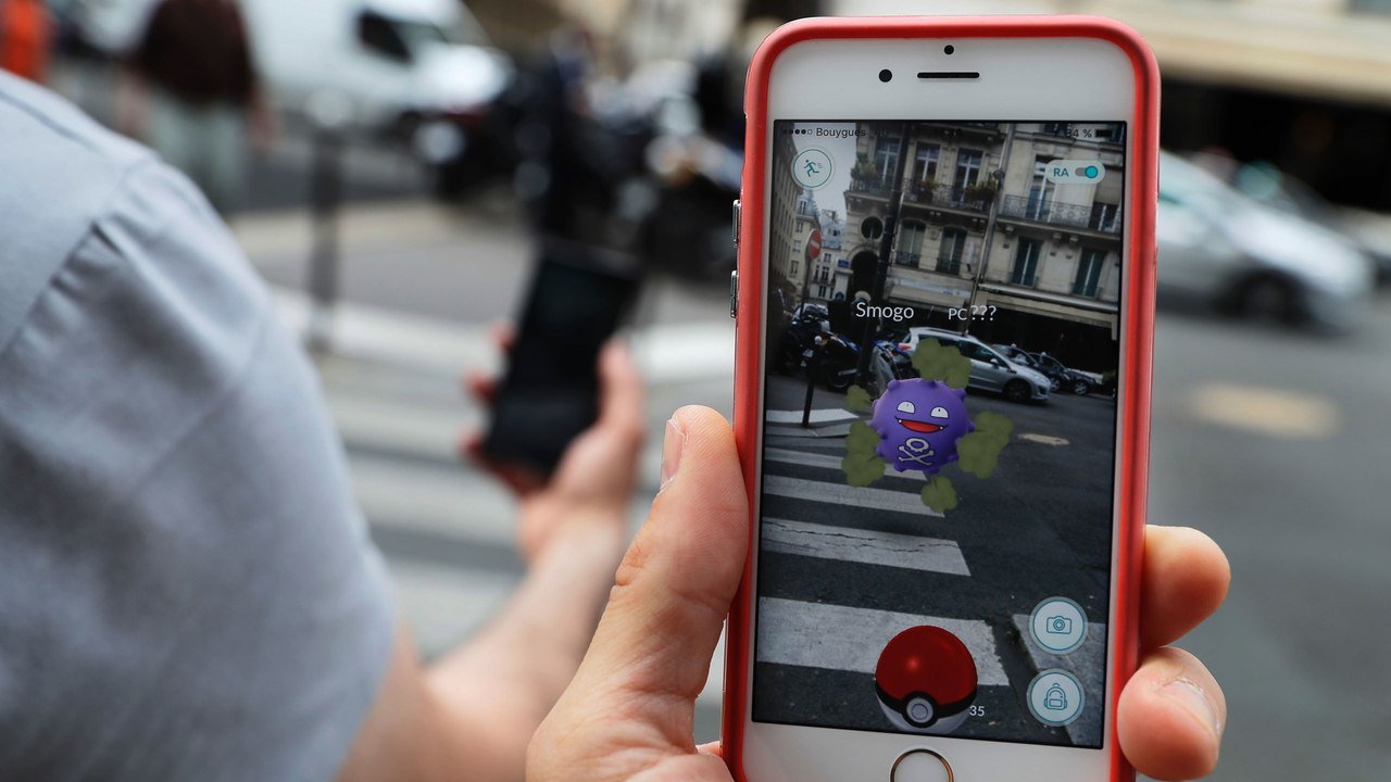 Pokémon GO Players are Now Illegally Crossing B...