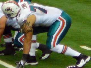 Ravens sign a former No. 1 overall pick who's been to four Pro Bowls