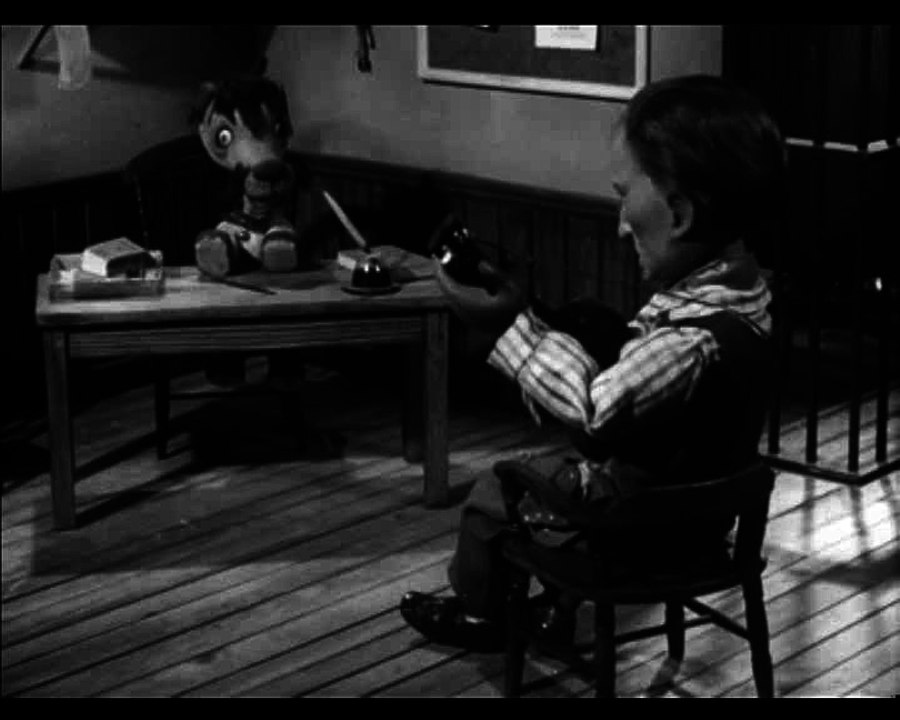 Four Feather Fall  E08 - Dusty Becomes Deputy