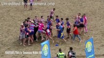LE MATCH DE BEACH-RUGBY FINIT EN GROSSE BASTON