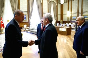 Erdoğan'ın HDP'yi Davet Etmemesinin Sebebi: Sırrı Süreyya Önder