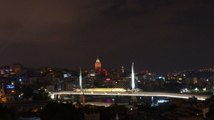 Galata Kulesi Türk Bayrağı'yla Işıklandırıldı