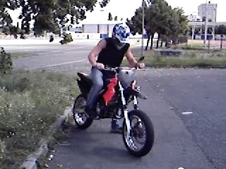 mon derbi mode stunt