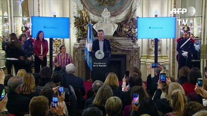 Macri lanza programa para combatir violencia de género