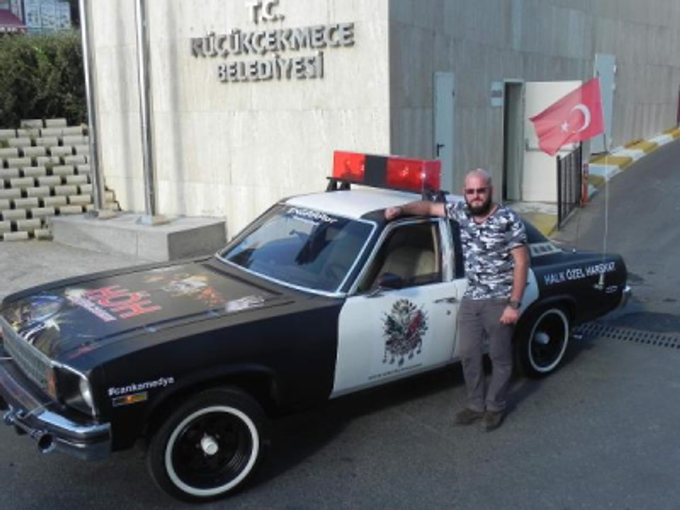 Polis, 'Halk Özel Harekat' Otomobilini Trafikten Yasakladı
